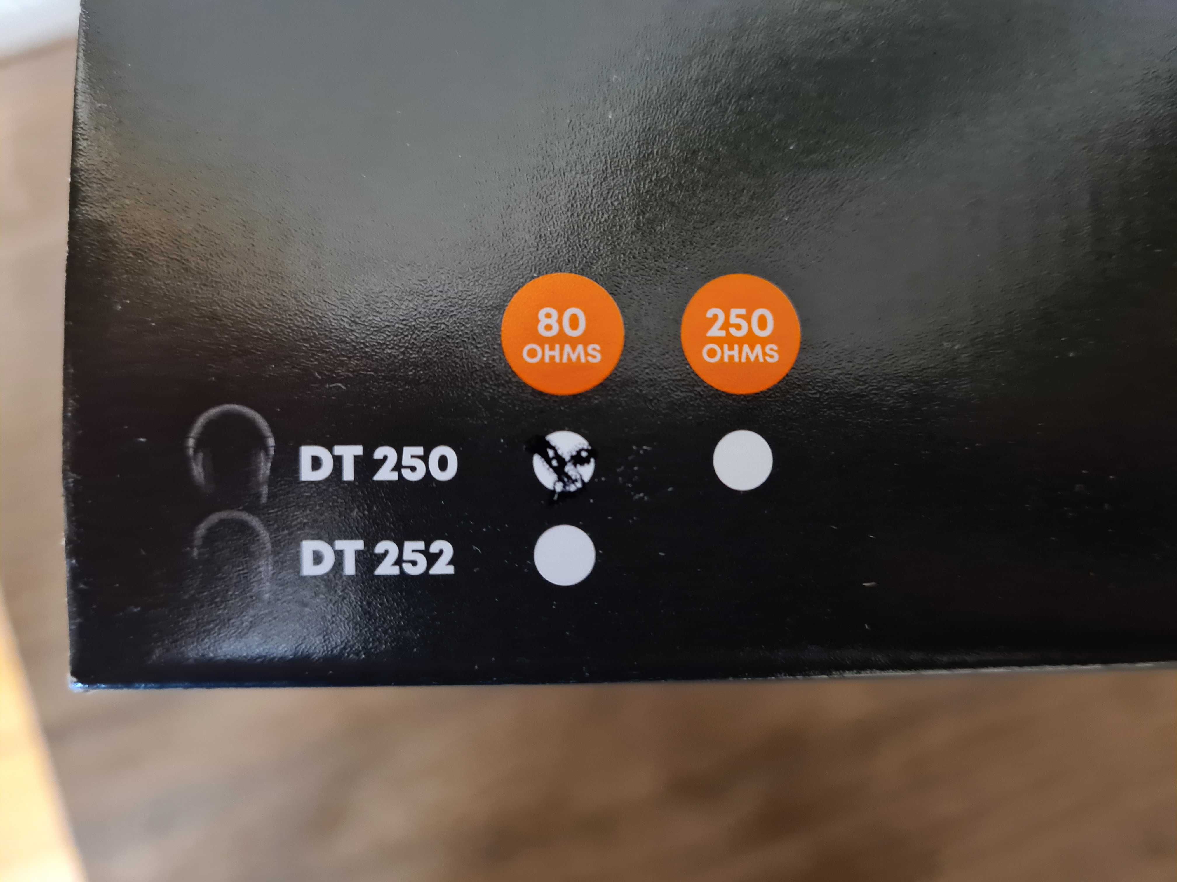 Студийные наушники Beyerdynamic DT250 [80 Ohm]
