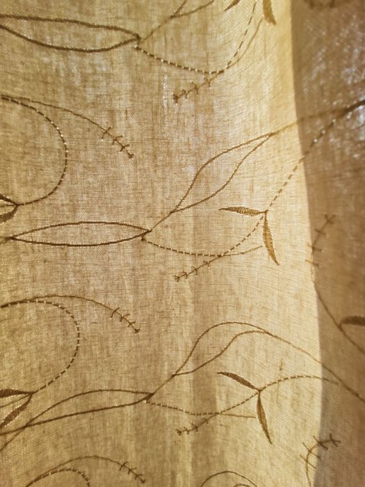 Zasłony  lniane ,haftowane  duże  2 szt.