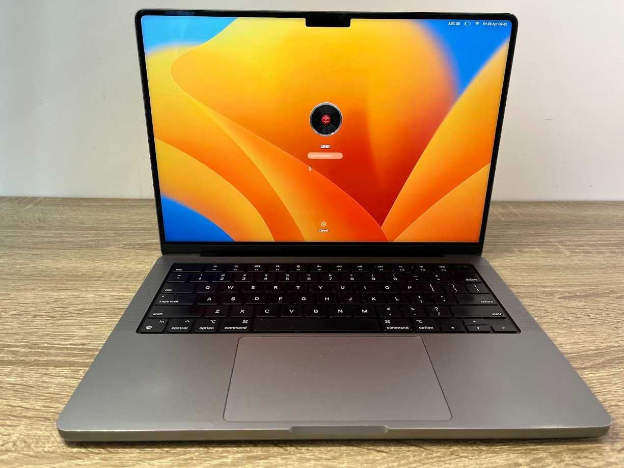 Macbook Pro 14" 2021 M1 Pro / 16Gb DDR5 / SSD 512Gb - супер ціна