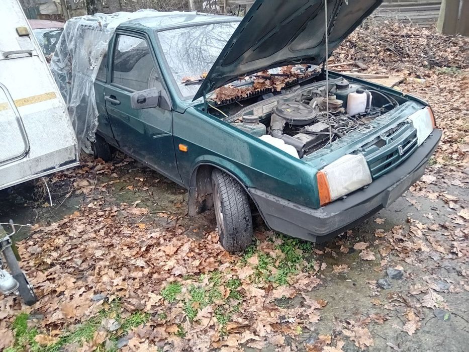 Ціла або по запчастинам