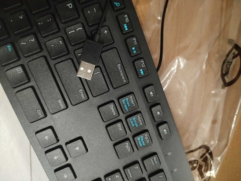 Клавіатура Dell нова!