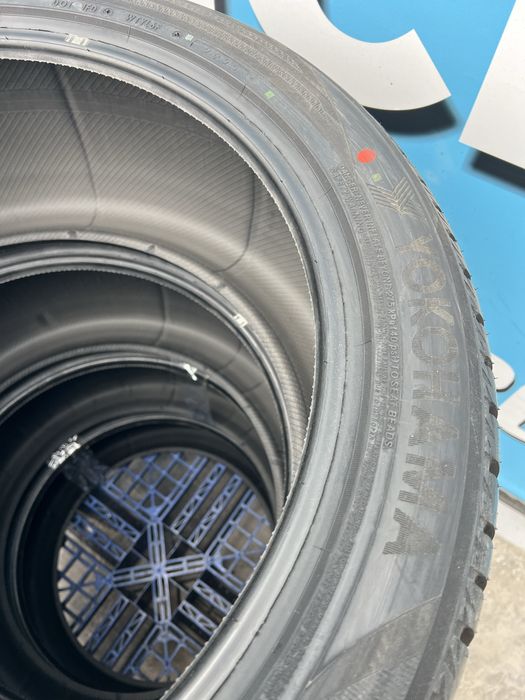 285/40r21 Yokohama BluEarth winter v906 suv шини зимові нові комплект