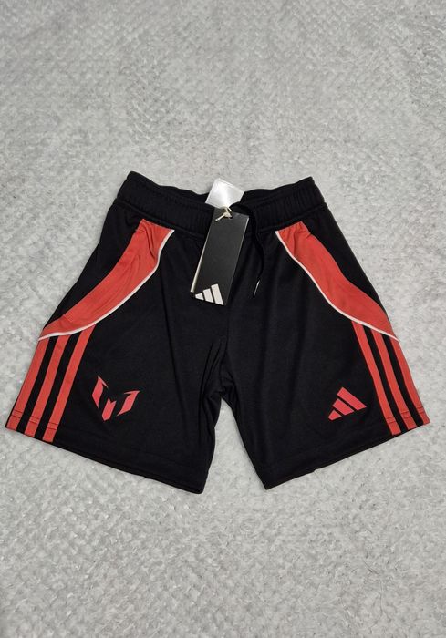 Adidas Messi sppdenki 7-8lat 128cm. CArne nowe. Zasuwane kieszenie