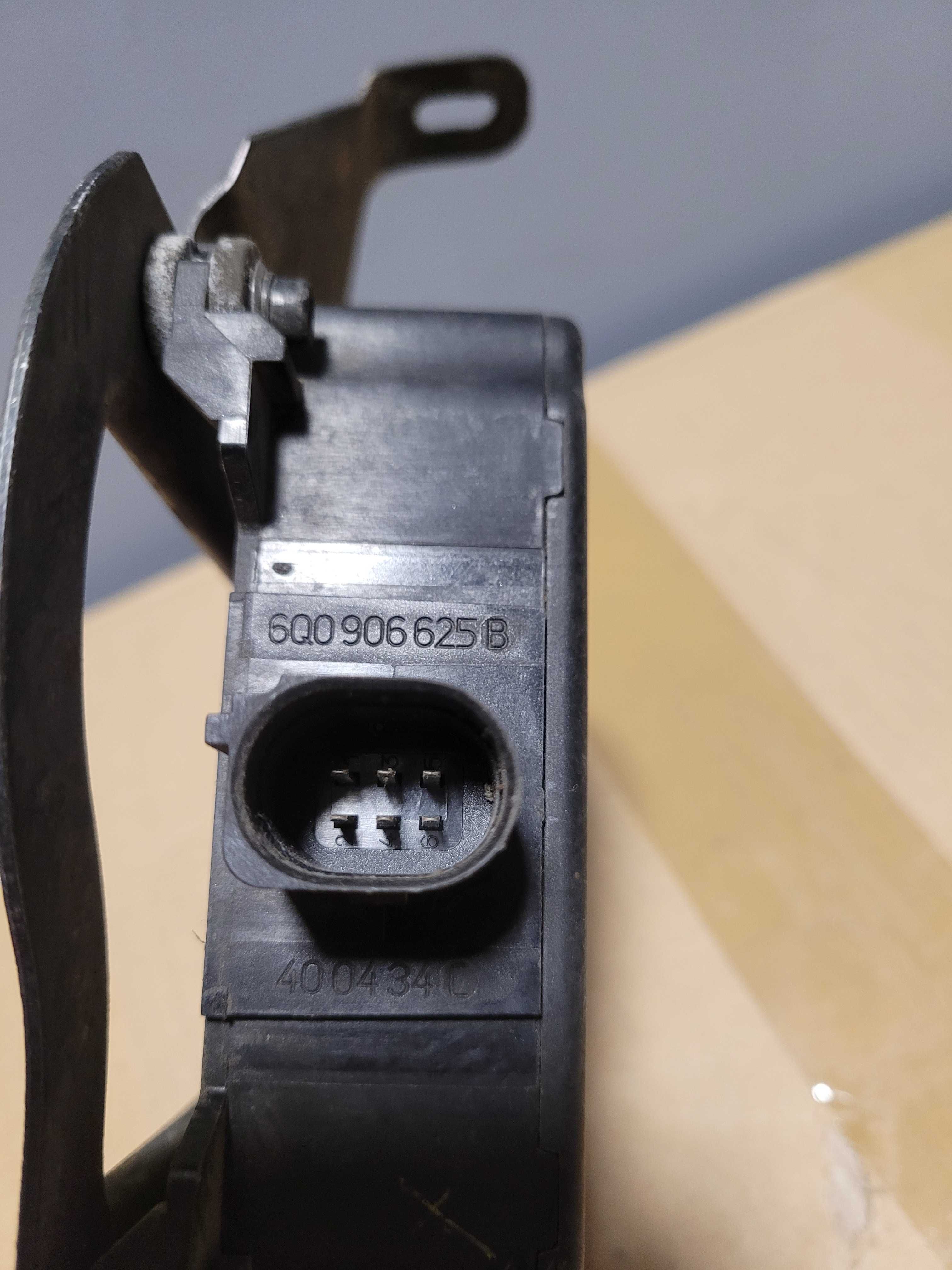 Zawór Magnetyczny podciśnienia vw seat skoda 6Q0.906.625B Multizawór