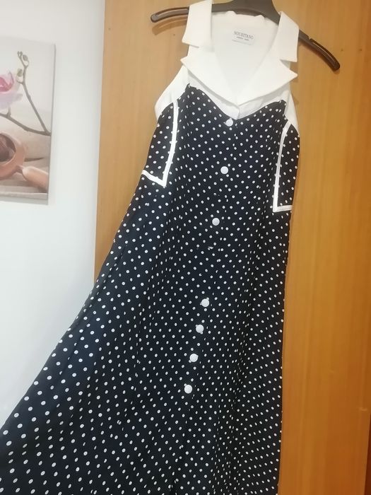 Vestido tamanho "S" em azul escuro e branco