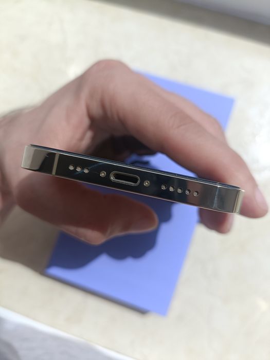 iPhone 12 pro 128