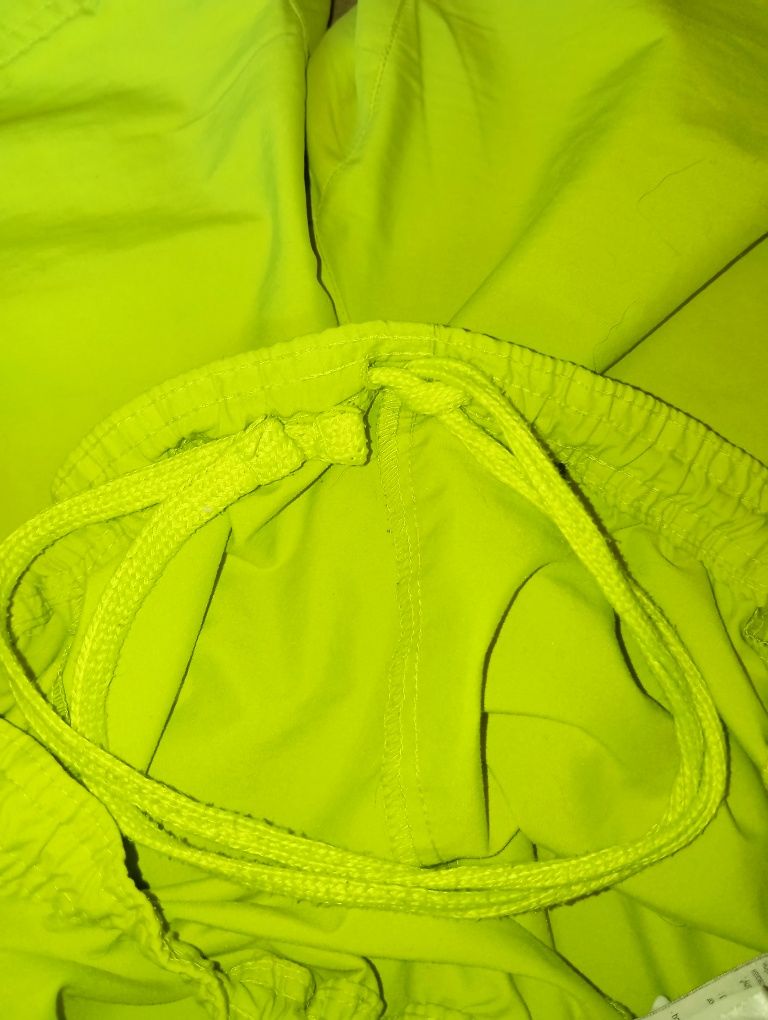 Krótkie spodenki , szorty męskie neon , plus size