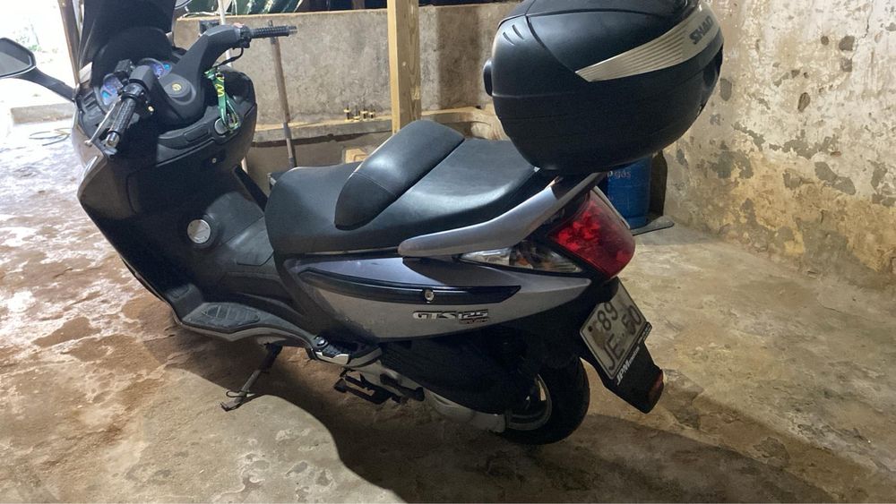 Sym gasolina motociclo