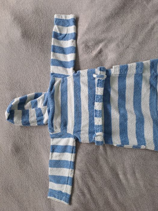 Tchibo szlafrok frotte dziecięcy, błękitno-biały w paski roz 110/116