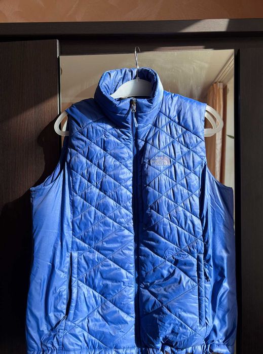 Пухова жилетка The North Face оригінал XL