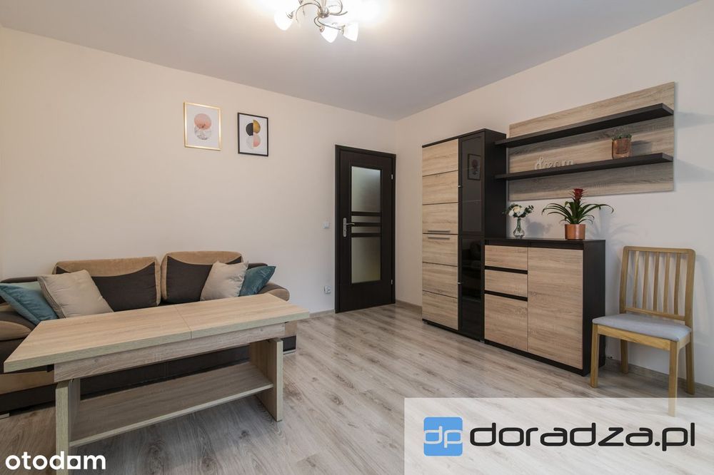 Kawalerka / oddzielna kuchnia / 31m2 / balkon / Ul. Królewiecka