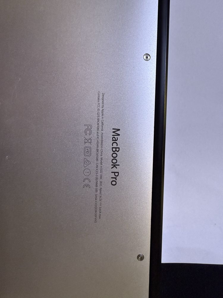 Macbook pro 13 i5 2015