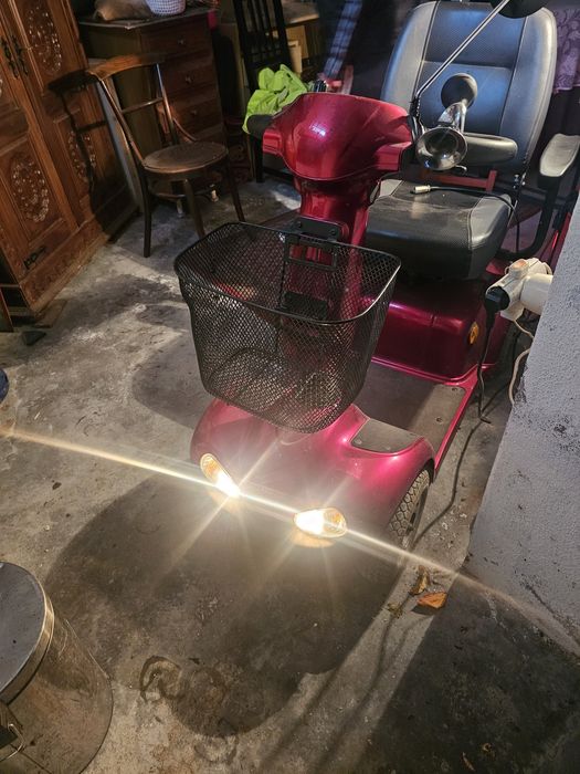 Scooter elétrica mobilidade reduzida