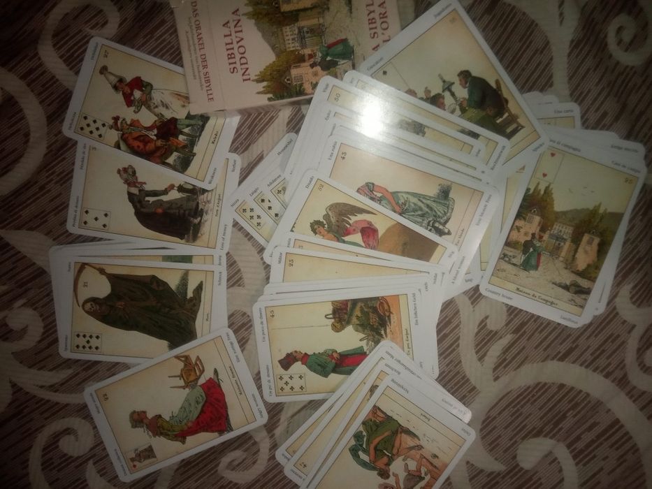 Гадальные карты таро lo scarabeo оракул Сивиллы