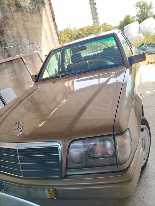 Mercedes-Benz E200 D