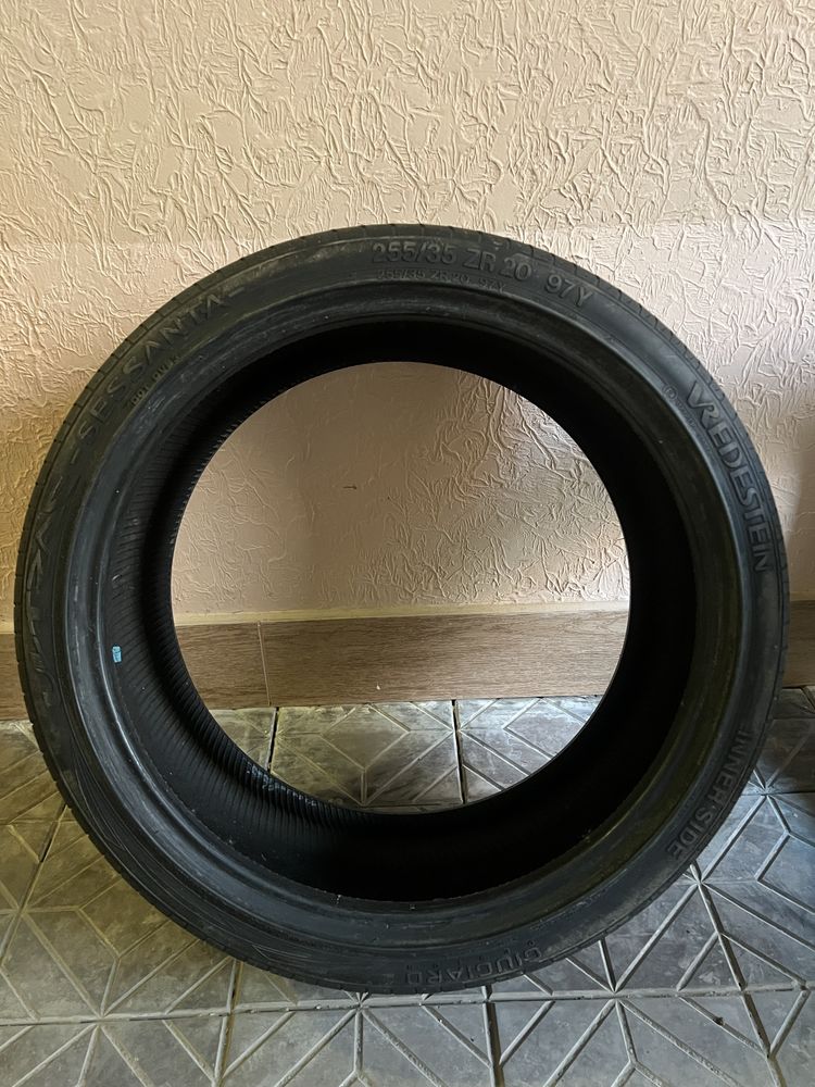 Vredestein Ultrac Sessanta 255/35 R20