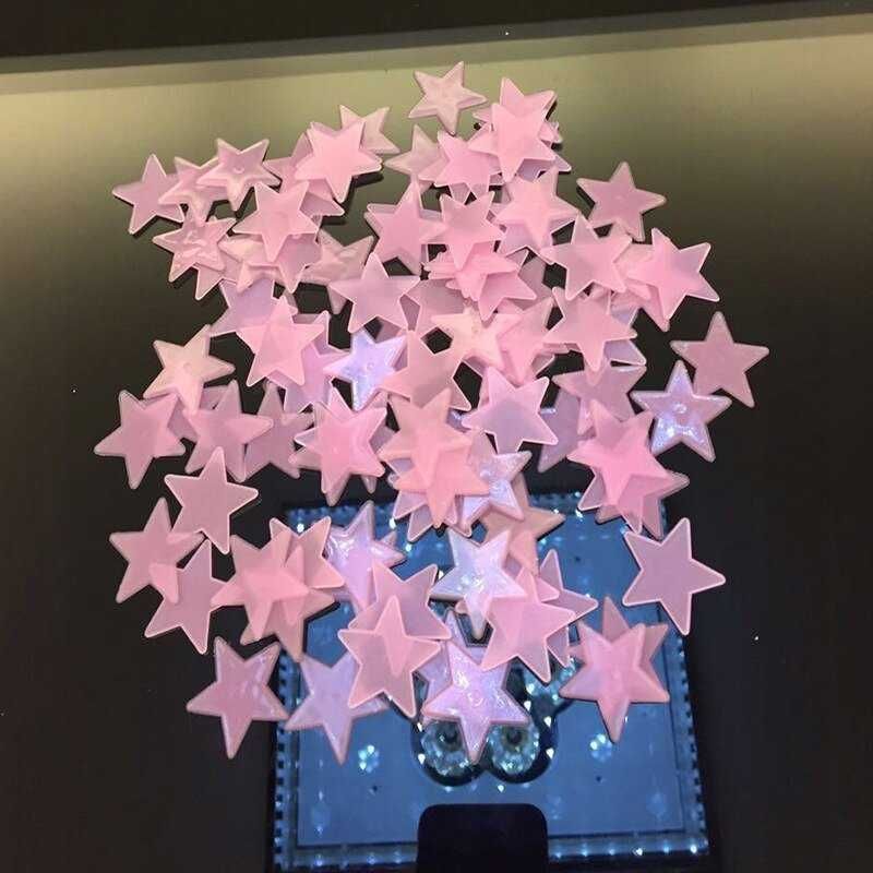 Gwiazdki Różowe na Ścianę 90-100 sztuk