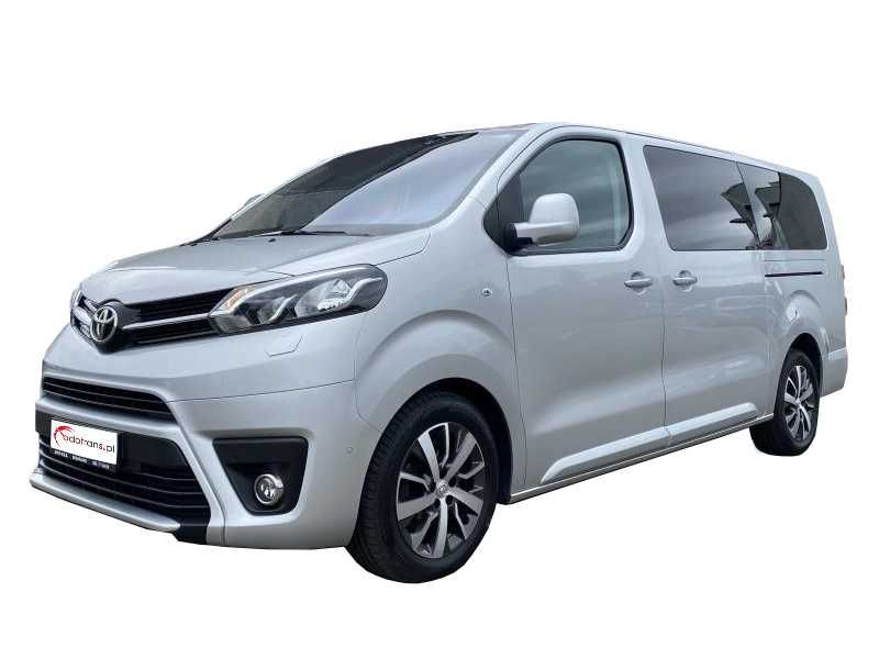 Wynajem 8 osobowa Toyota Sienna, Toyota Proace, Busy 9 i 8 osobowe