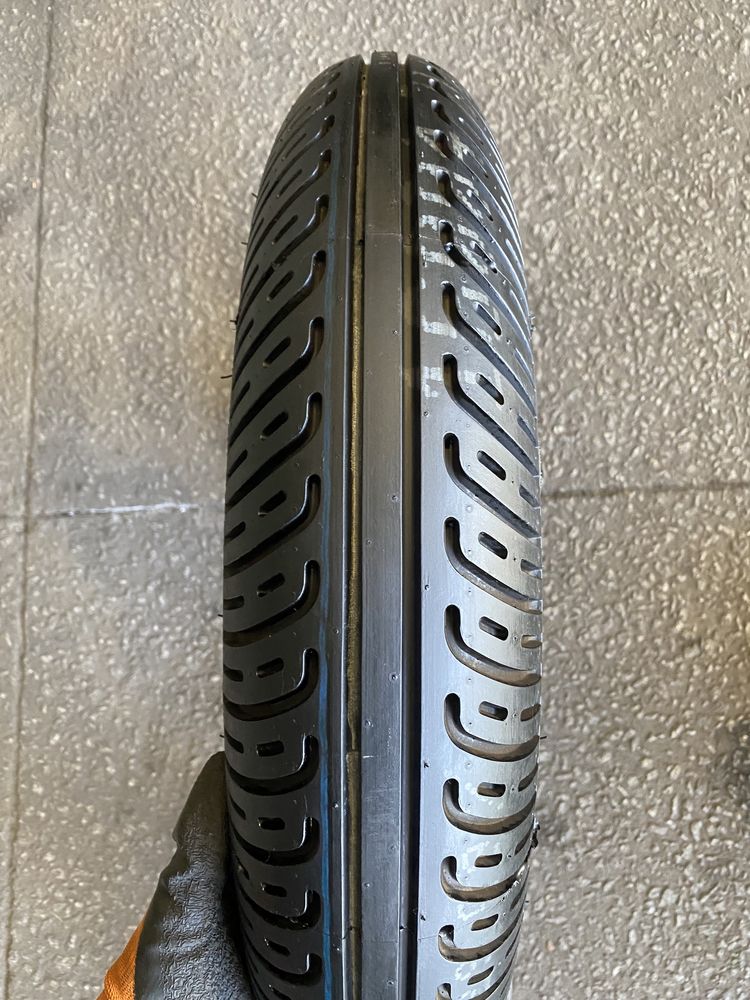 Pneus de Chuva 120/70/17 e 190/60/17 Pirelli Diablo Rain