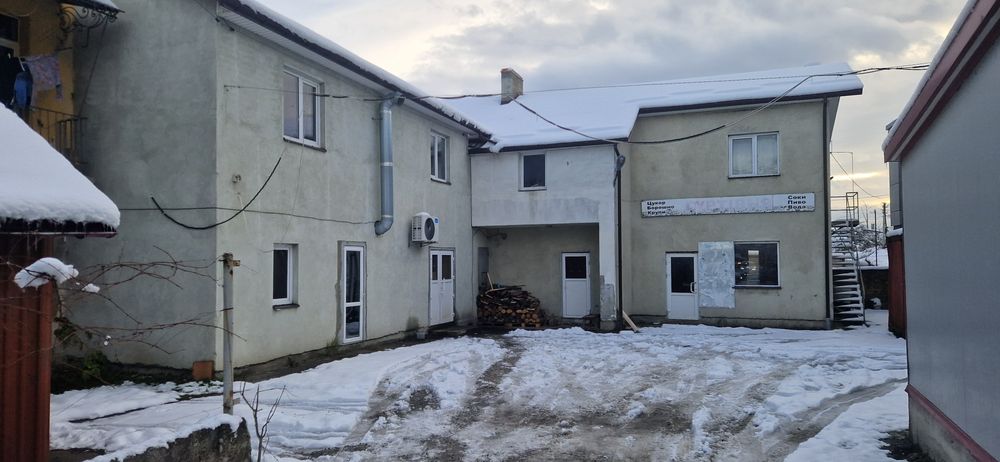 Нежитлове та житлове приміщення