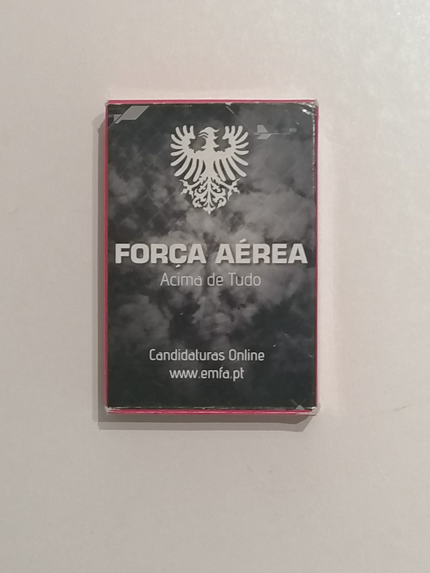Baralho 54 cartas edição Força Aérea Portuguesa, em estado novo