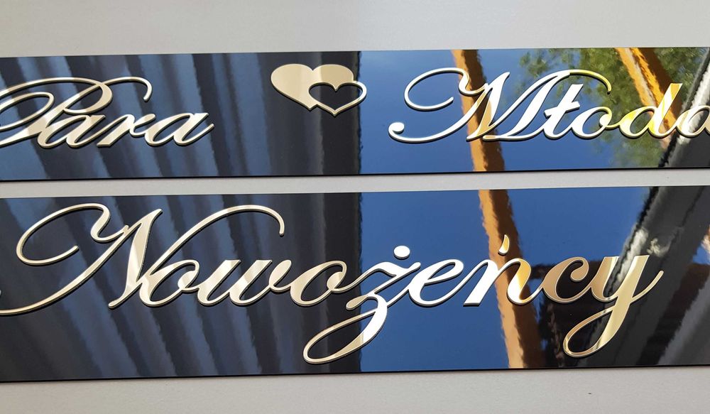 Dekoracja na auto ślubne, rejestracja.