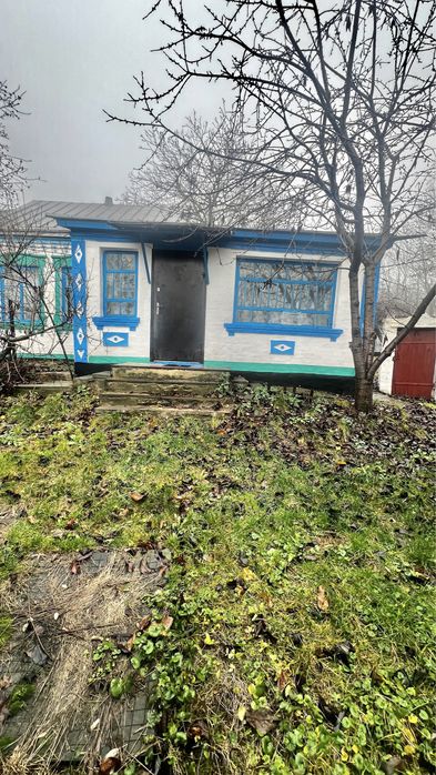 Продам добротний будинок в с. Медвин