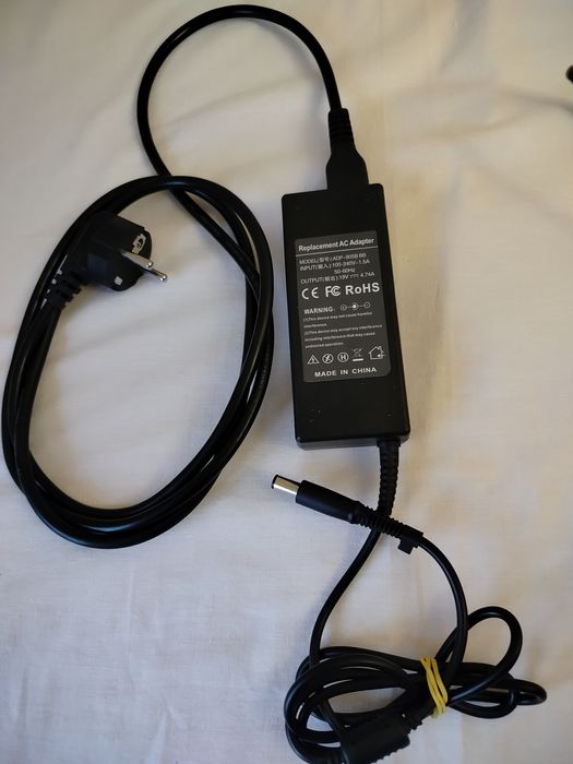 Блок живлення до ноутбука