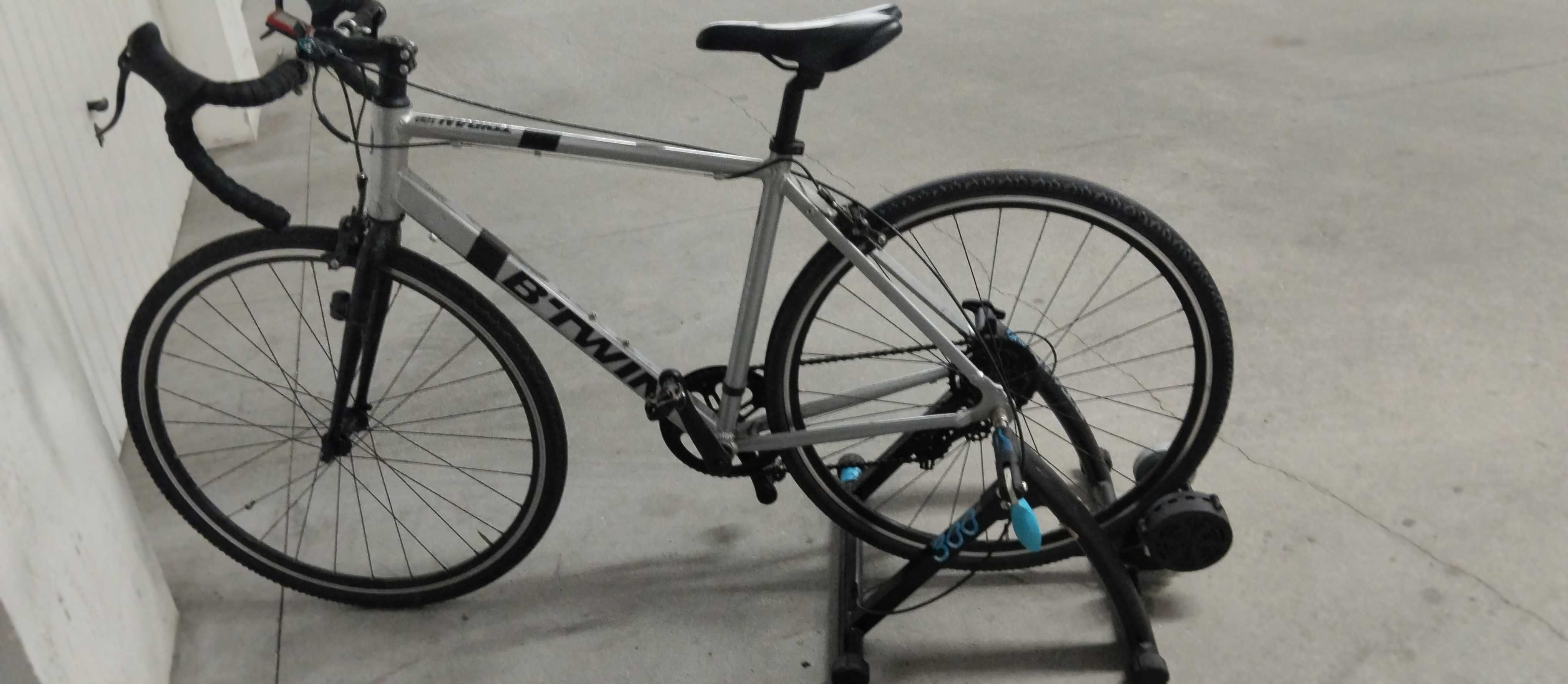 Bicicleta e rodo