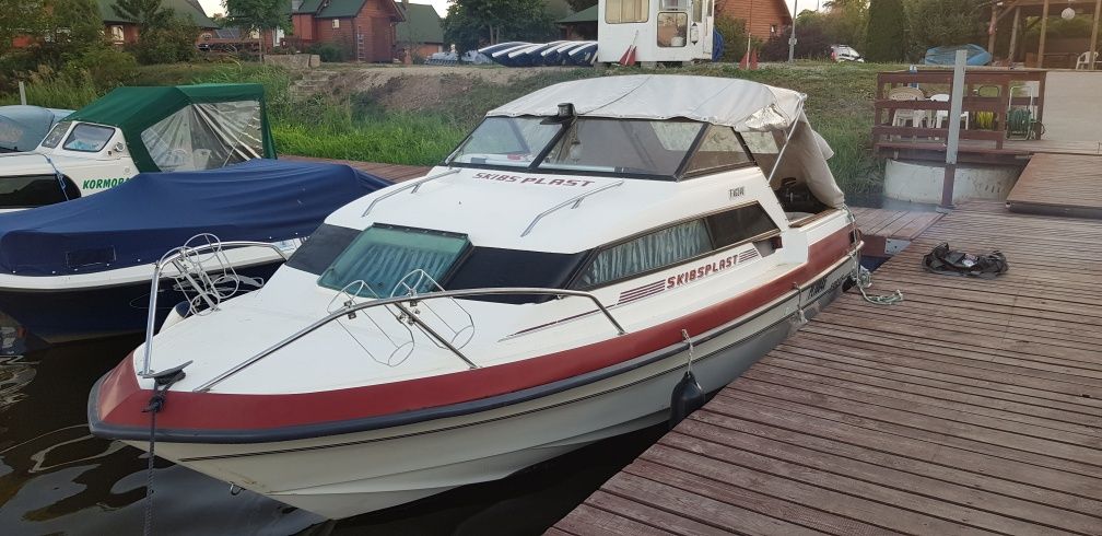 Łodz motorowa kabina jacht Skibsplast 600 vs zamiana 6 metrow dlugosci