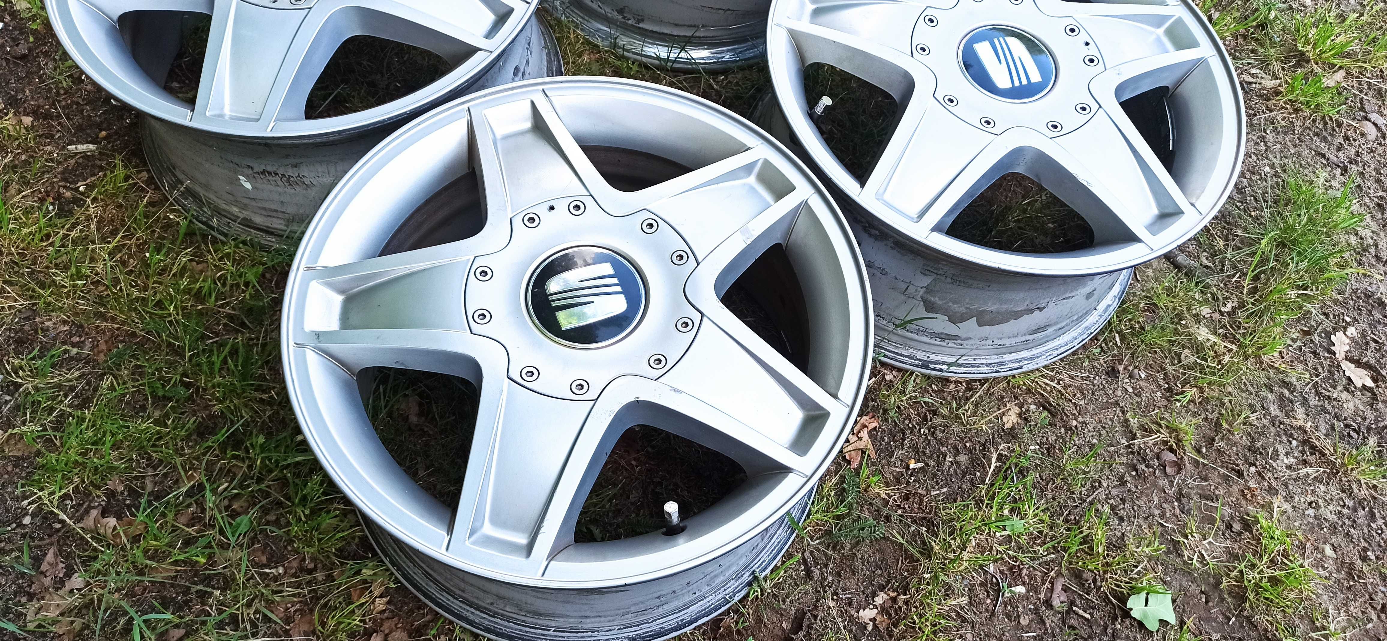 Seat 16'' 5x100  Leon Toledo 2 ET42 komplet Golf 4