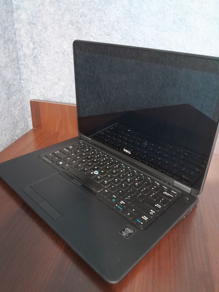 Ноутбук Dell  7450