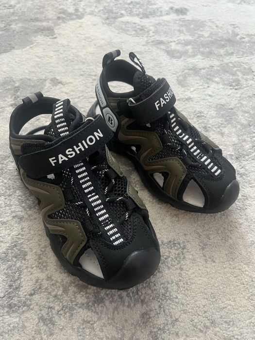 Босоножки на мальчика