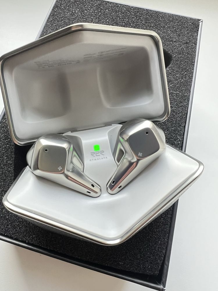 Наушники HiFiMan Svanar Wireless R2R TWS