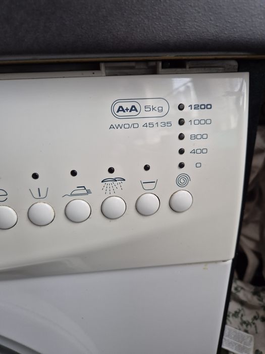 Pralka whirlpool