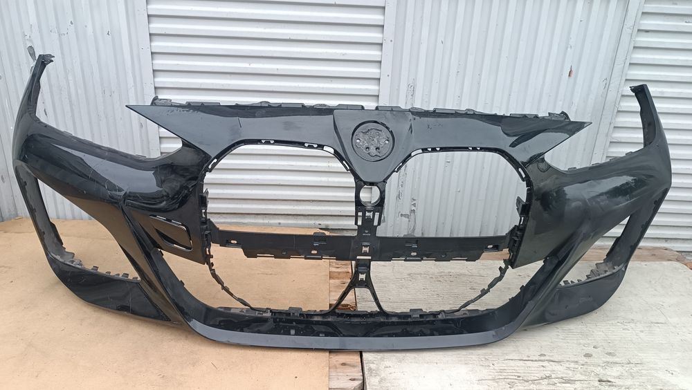 Vendo parachoque de frente BMW I4 G26  M-SPORT ano 2020