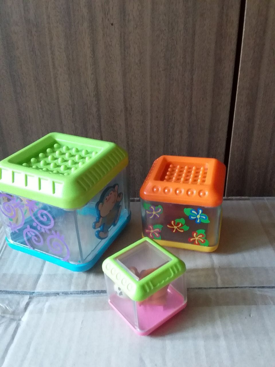 Fisher price пірамідка