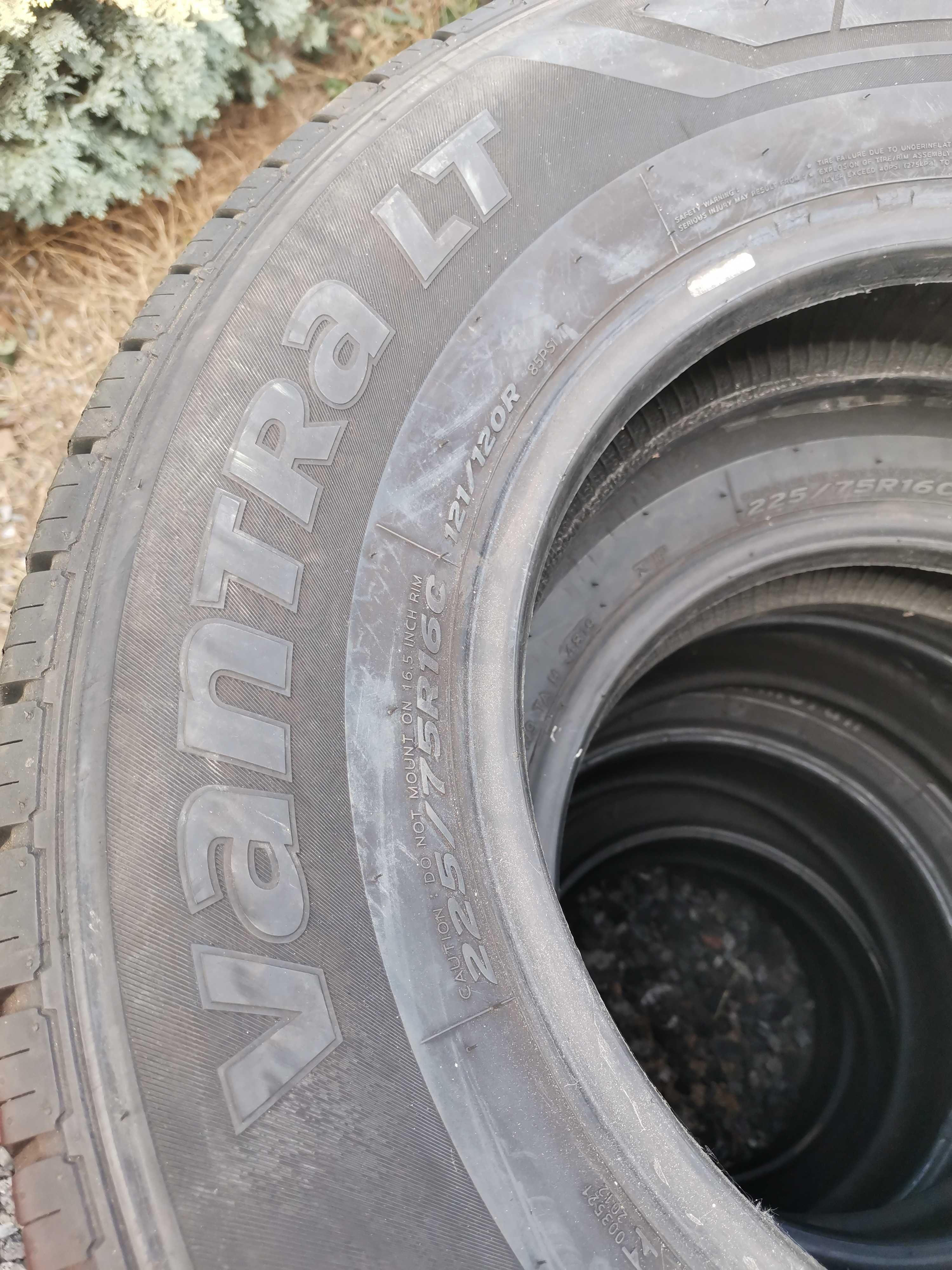 bus Hankook 225/75/16C z 2019r 7.8mm 2szt Lato
