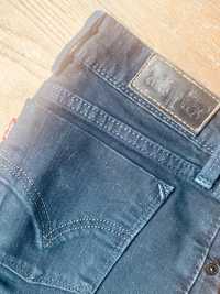 Levis 627 straight  27/34