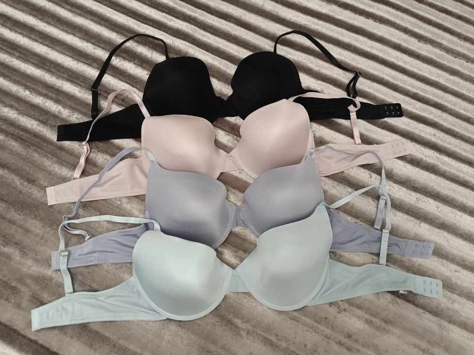 Бюст у різних кольорах, пуш-ап (85С), Новий.Львів.