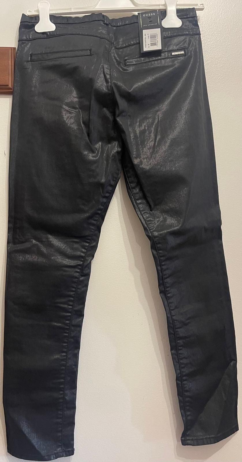 Jeans Guess pretas