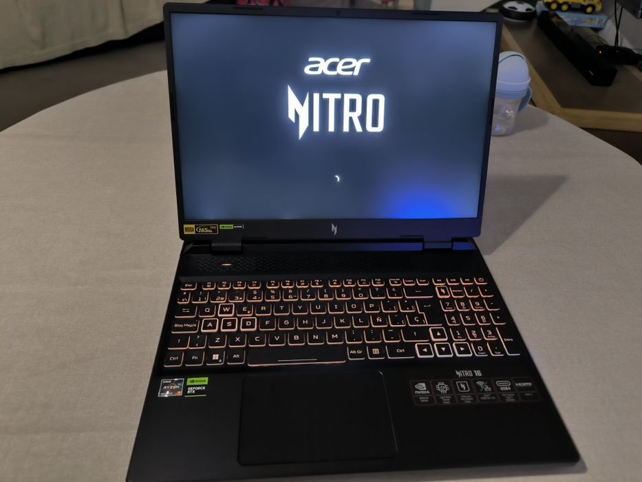 Acer nitro 16 RTX 4070 32GB NOVO