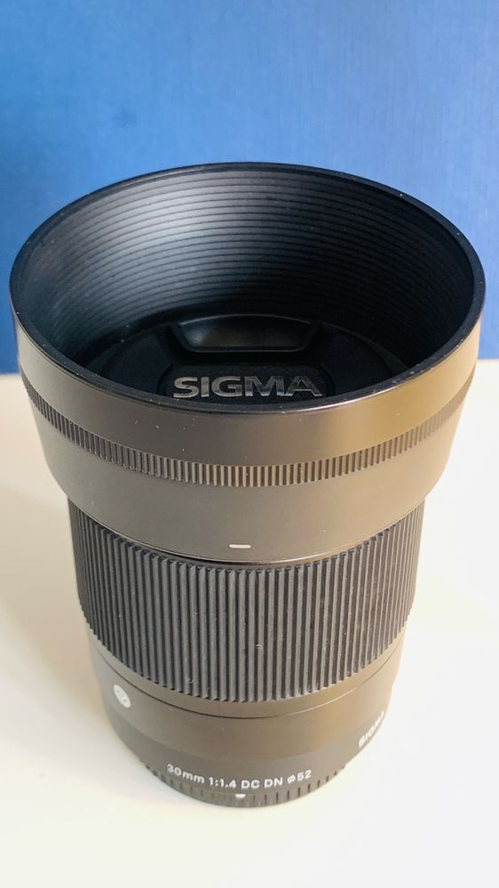 Lente Sigma MFT 30mm 1.4 Contemporany igual a nova