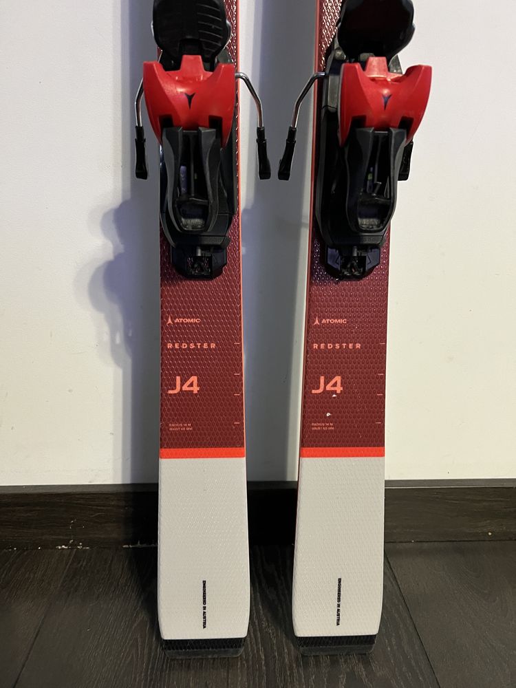 Narty ATOMIC Redster J4  150 cm