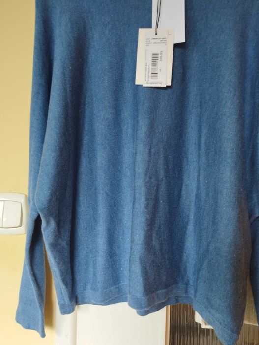 Sweterek nietoperz niebieski nowy s