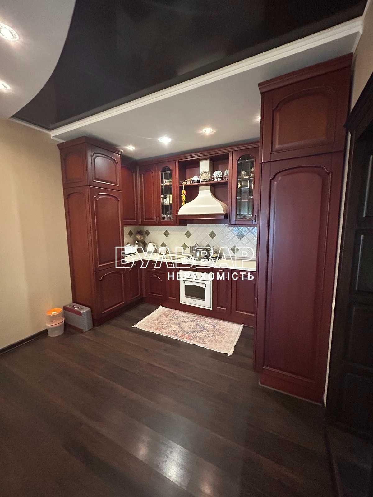 Продам свежий толковый  дом 180м2, Большая Рогань, м. Индустриальная