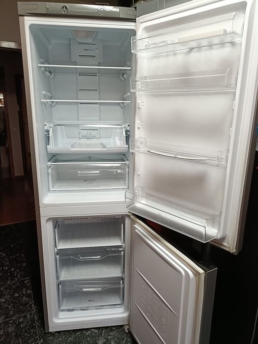 Combinado Indesit
