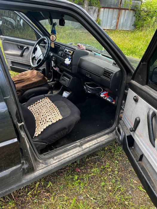 Volkswagen Golf 2