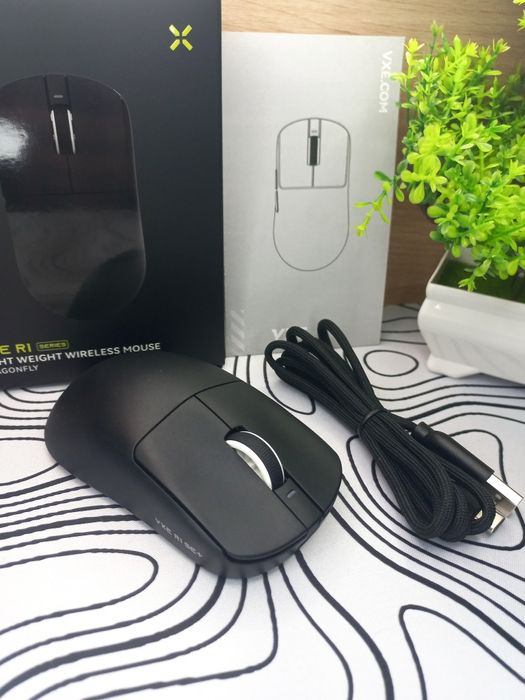 НОВА Ігрова Мишка VGN VXE Dragonfly R1 SE+ | Бездротова | PAW3395 SE