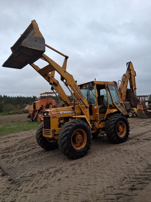Koparko ładowarka Hydrema 807 4x4
